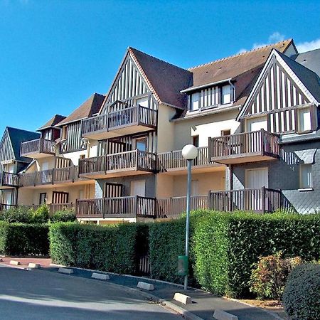 Cabourg, Appartement T2 Acces Direct Mer Экстерьер фото