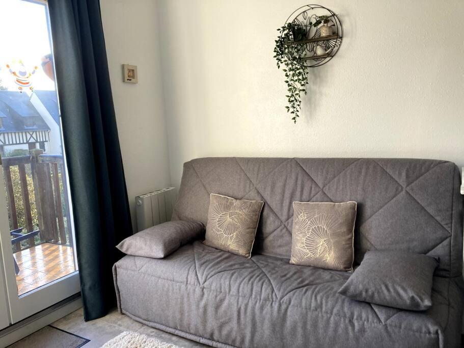 Cabourg, Appartement T2 Acces Direct Mer Экстерьер фото