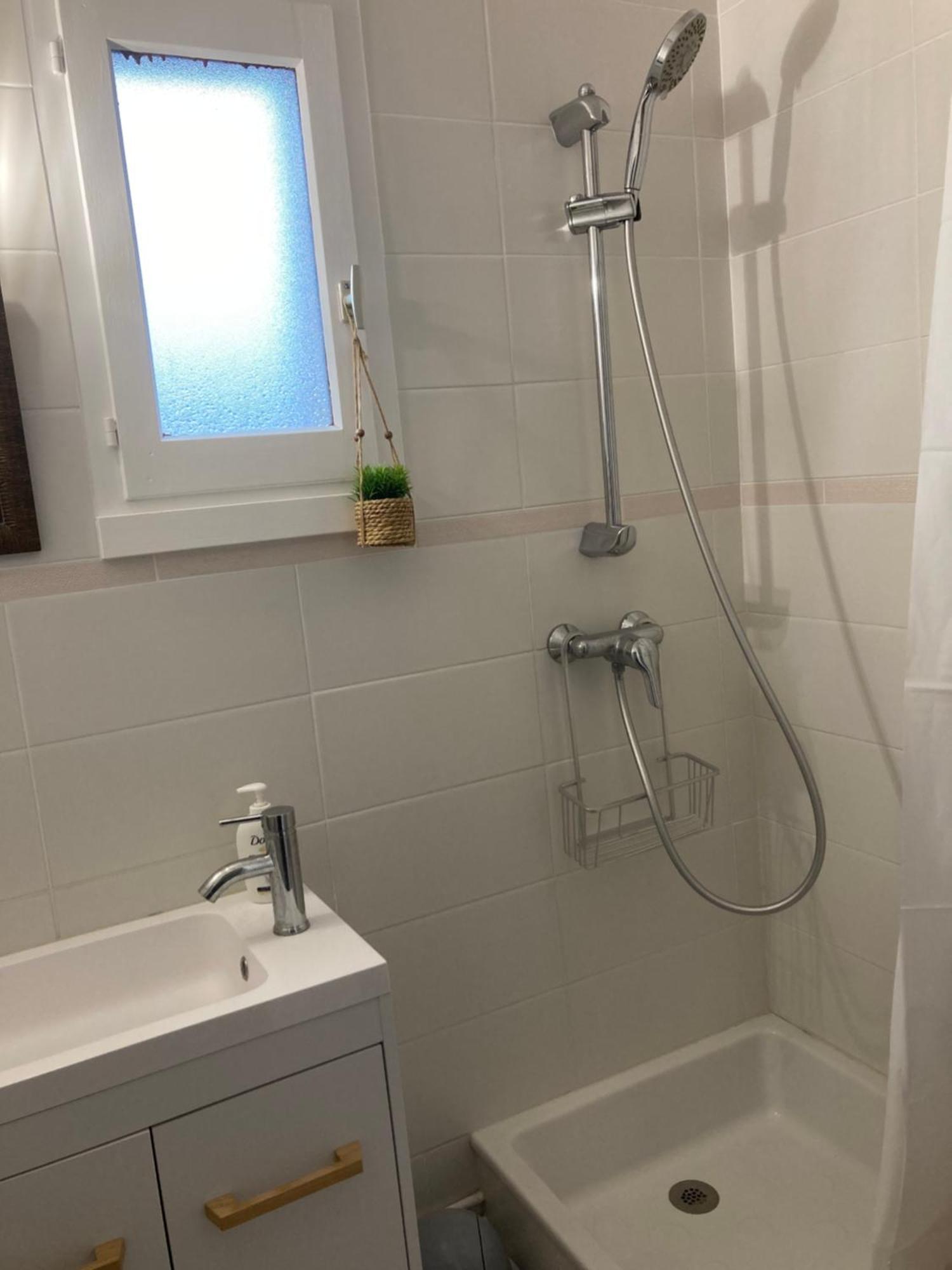 Cabourg, Appartement T2 Acces Direct Mer Экстерьер фото