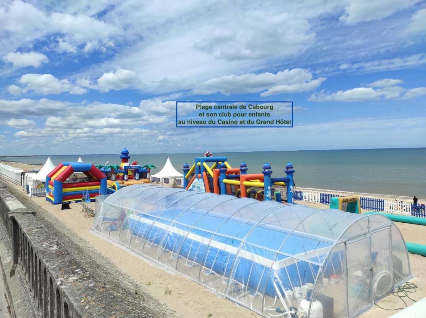 Cabourg, Appartement T2 Acces Direct Mer Экстерьер фото